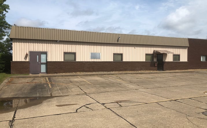 Pictures of Office property located at 2 Fergueson Dr, Parkersburg, WV 26101 for sales - image #1
