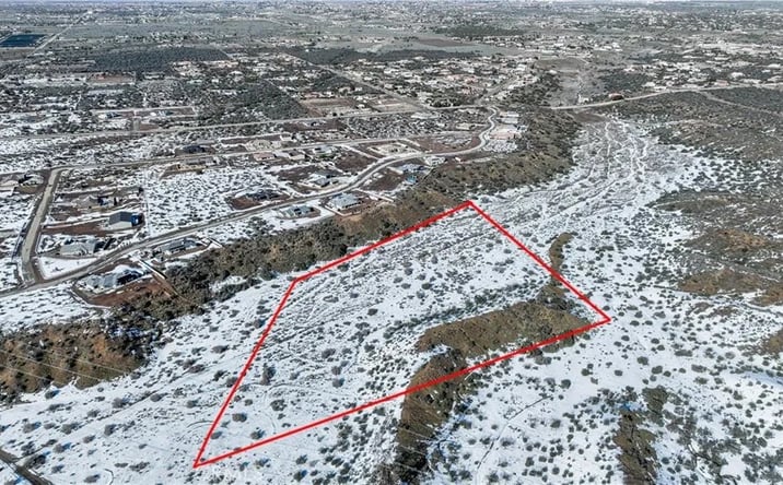 Pictures of Land property located at El Centro, Phelan, CA 92371 for sales - image #1
