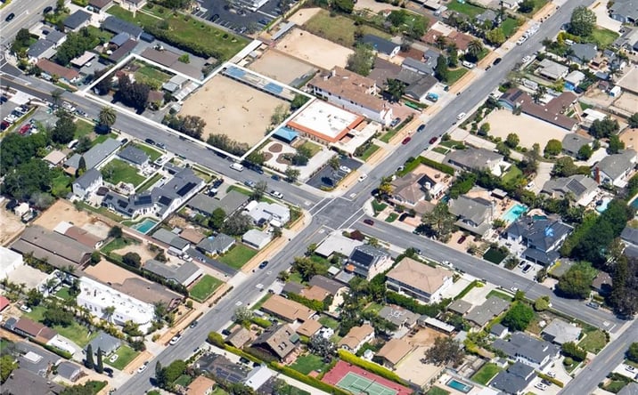 Pictures of Land property located at 2173 Orchard, Newport Beach, CA 92660 for sales - image #1