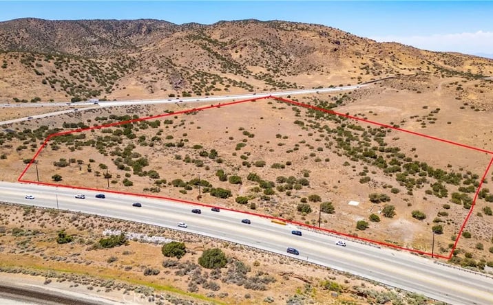 Pictures of Land property located at Sierra, Palmdale, CA 93550 for sales - image #1
