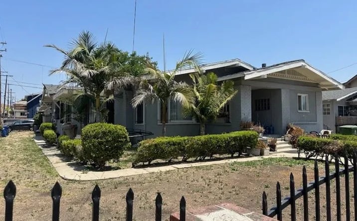 Pictures of Multifamily property located at 2132 Lincoln Park Avenue, Lincoln Heights, CA 90031 for sales - image #1