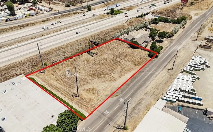 Pictures of Land property located at 18700 Collier, Lake Elsinore, CA 92530 for sales - image #1