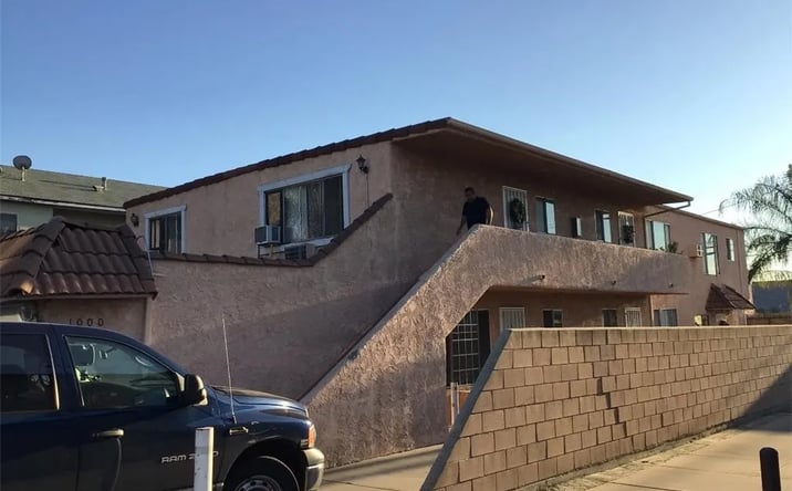 Pictures of Multifamily property located at 1000 Glenoaks Boulevard, San Fernando, CA 91340 for sales - image #1