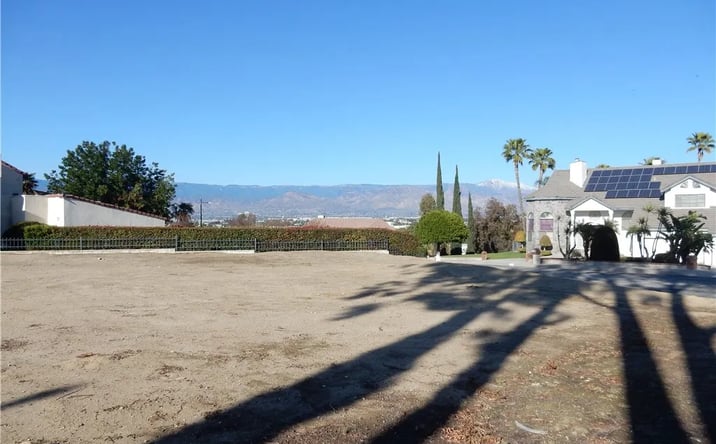 Pictures of Land property located at Cindee, Colton, CA 92324 for sales - image #1