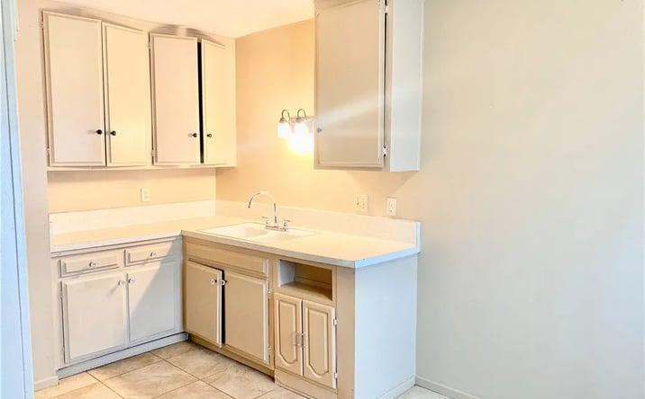 Pictures of Multifamily property located at 8616 N Loop Boulevard, California City, CA 93505 for sales - image #1