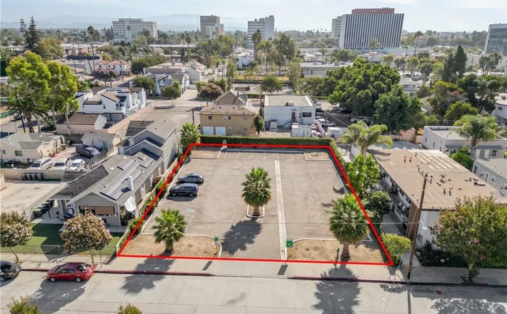 Pictures of Land property located at 835 N Patron, Santa Ana, CA 92701 for sales - image #1