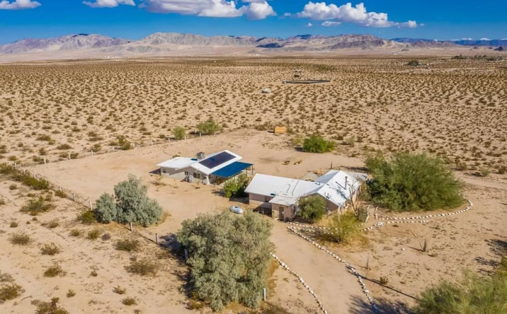 Pictures of Multifamily property located at 69886 Warren Ln, Twentynine Palms, CA 92277 for sales - image #1