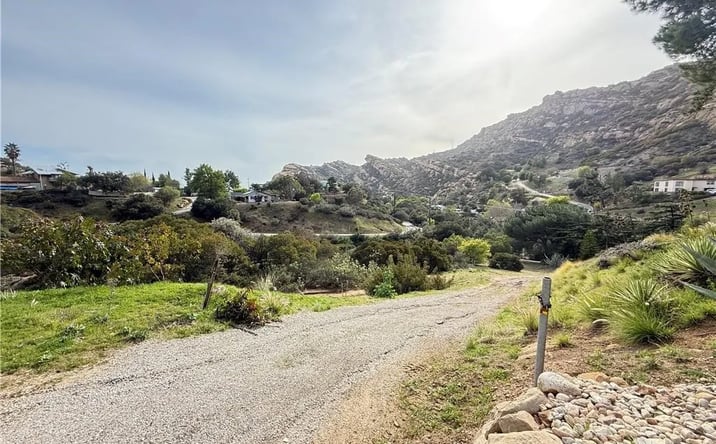 Pictures of Land property located at Box Canyon, Canoga Park, CA 91304 for sales - image #1