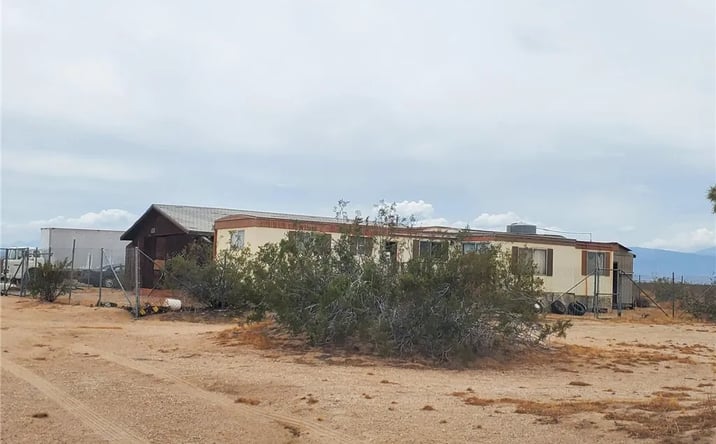 Pictures of Land property located at 8746 Cactus, Adelanto, CA 92301 for sales - image #1