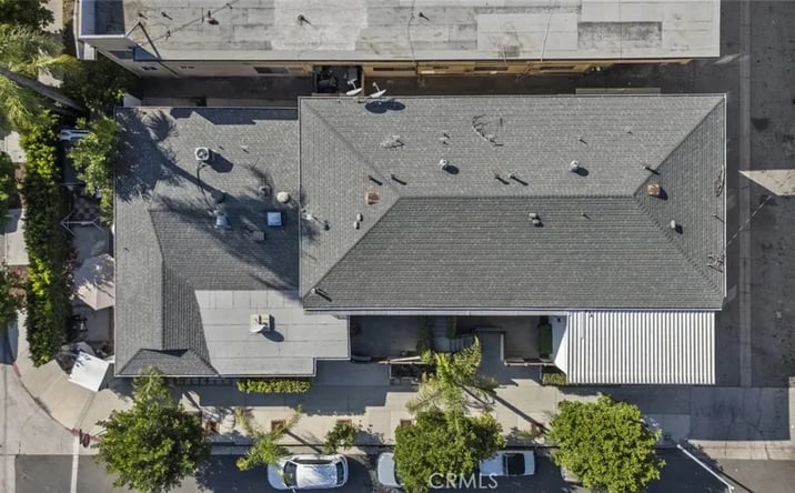 Pictures of Multifamily property located at 6661 Wilkinson Avenue, North Hollywood, CA 91606 for sales - image #1