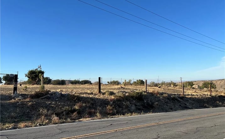 Pictures of Land property located at Vac/longview Rd/vic Murphys, Juniper Hills, CA 93543 for sales - image #1