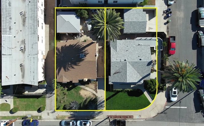 Pictures of Multifamily property located at 7402 Haskell, Van Nuys, CA 91406 for sales - image #1
