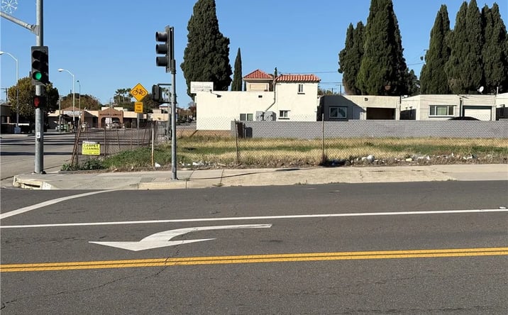 Pictures of Land property located at 437 W Ramsey, Banning, CA 92220 for sales - image #1