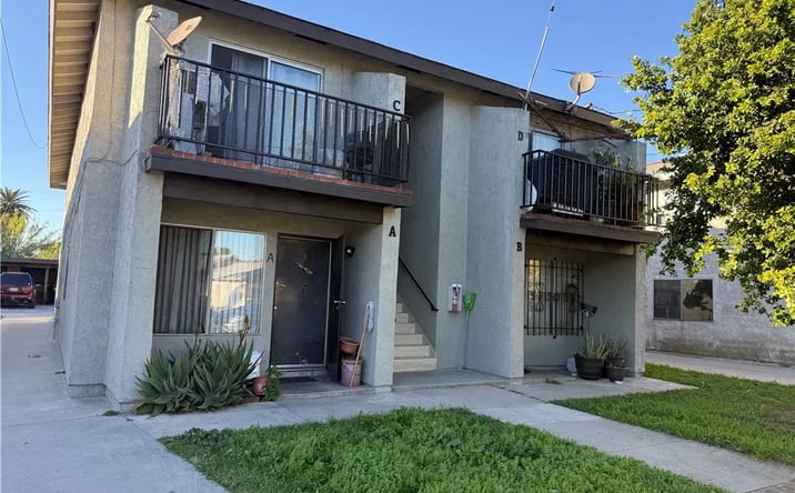 Pictures of Multifamily property located at 415 S 6th, Montebello, CA 90640 for sales - image #1
