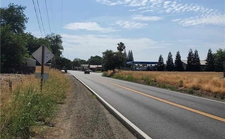 Pictures of Land property located at State Highway 59, Snelling, CA 95369 for sales - image #1