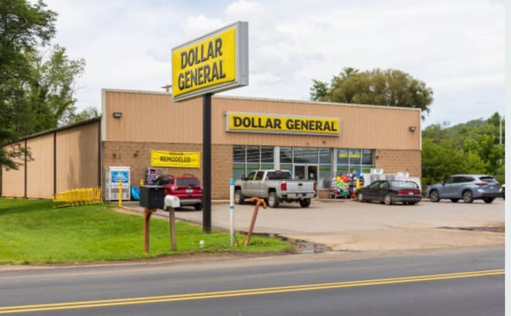 Pictures of Retail property located at 1035 US-209, Cuddebackville, NY 12729 for sales - image #1