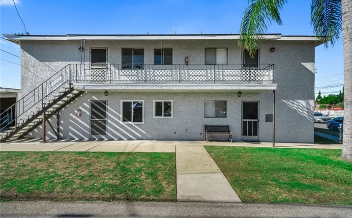 image of property at 6514 FOSTER BRIDGE BOULEVARD Bell Gardens CA 90201-1947