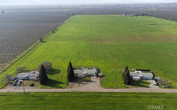 Pictures of Multifamily property located at 4449 Clausen, Le Grand, CA 95333 for sales - image #1