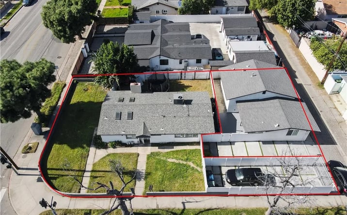 Pictures of Multifamily property located at 15801-15803 Chatsworth, Granada Hills, CA 91344 for sales - image #1
