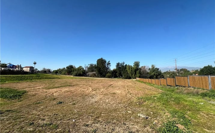 Pictures of Land property located at Vista Grande, Grand Terrace, CA 92313 for sales - image #1