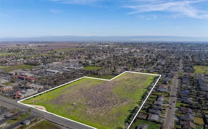Pictures of Land property located at Hwy 99 W West, Corning, CA 96021 for sales - image #1