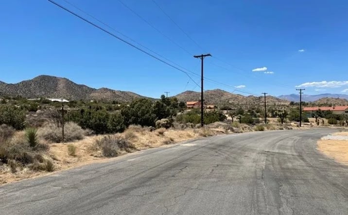 Pictures of Land property located at Carmelita, Yucca Valley, CA 92284 for sales - image #1