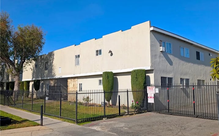 Pictures of Multifamily property located at 1227 W Brook, Santa Ana, CA 92703 for sales - image #1
