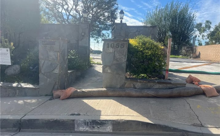 Pictures of Land property located at 1055 Las Pulgas, Pacific Palisades, CA 90272 for sales - image #1