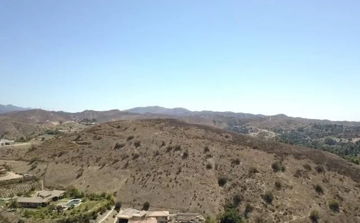 Pictures of Land property located at 10600 Helen, Shadow Hills, CA 91040 for sales - image #1