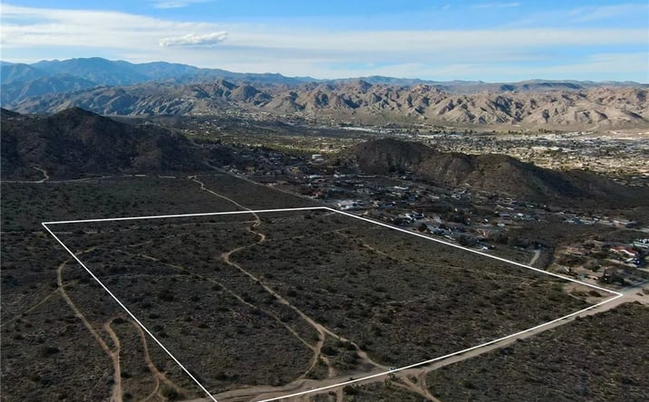 Pictures of Land property located at 56007 Golden Bee, Yucca Valley, CA 92284 for sales - image #1