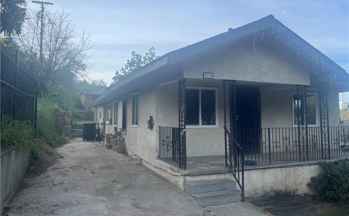 Pictures of Multifamily property located at 3716 Flora Avenue, Los Angeles, CA 90031 for sales - image #1
