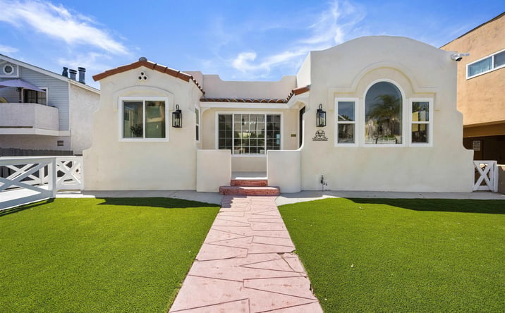 Pictures of Multifamily property located at 3764-3772 Villa Terrace, San Diego, CA 92104 for sales - image #1