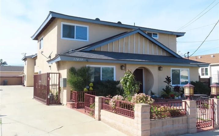Pictures of Multifamily property located at 17039 S Dalton, Gardena, CA 90247 for sales - image #1
