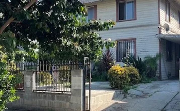 Pictures of Multifamily property located at 228 Rosemont Ave, Los Angeles, CA 90026 for sales - image #1