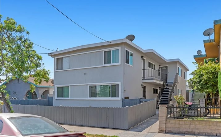 Pictures of Multifamily property located at 233 W Oliver Street, San Pedro, CA 90731 for sales - image #1