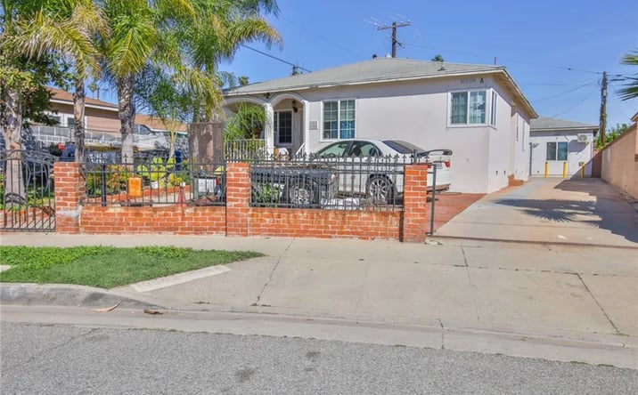 Pictures of Multifamily property located at 10502 Ravenswood, Inglewood, CA 90304 for sales - image #1