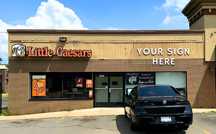 Pictures of Retail property located at 15203 N Holly Rd, Holly, MI 48442 for sales - image #1