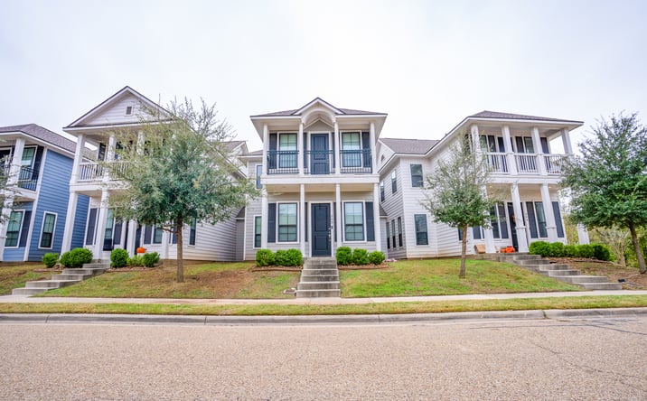 Pictures of Multifamily property located at 304 Redmond Dr, College Station, TX 77840 for sales - image #1