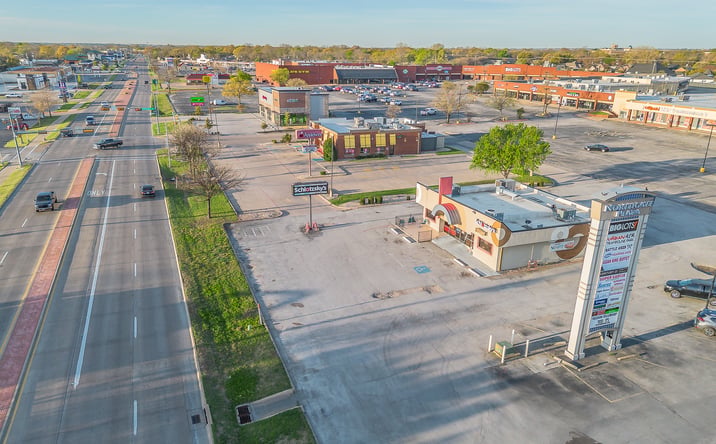 Pictures of Retail, Special Purpose property located at 507 N Hwy 77, Waxahachie, TX 75165 for sales - image #1