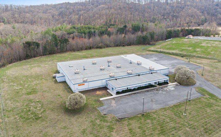 Pictures of Industrial property located at 385 One Industrial Pk Rd, Oneida, TN 37841 for sales - image #1
