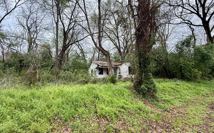 Pictures of Land, Mixed Use property located at 486 W Stiers Ln, Natchez, MS 39120 for sales - image #1
