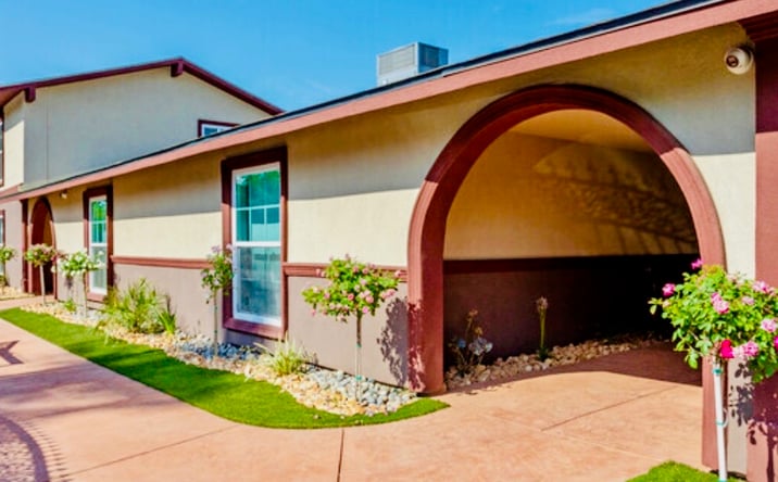 Pictures of Multifamily property located at 1223 N Sylmar Ave, Fresno, CA 93727 for sales - image #1