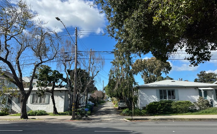 Pictures of Multifamily property located at 2212 Sacramento St, Berkeley, CA 94702 for sales - image #1
