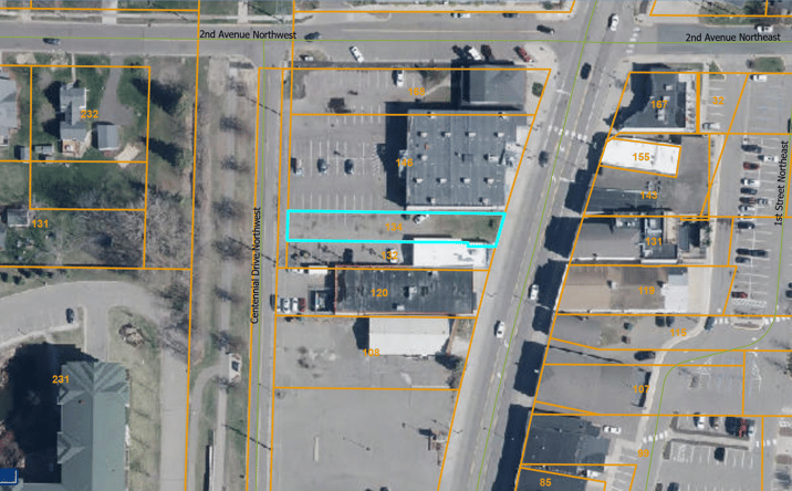Pictures of Mixed Use, Office, Retail property located at 134 Lake St N, Forest Lake, MN 55025 for sales - image #1