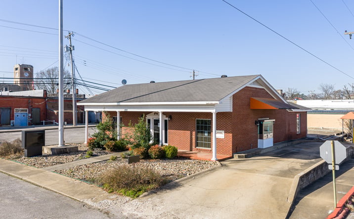Pictures of Office property located at 111 N 2nd St, Ozark, AR 72949 for sales - image #1