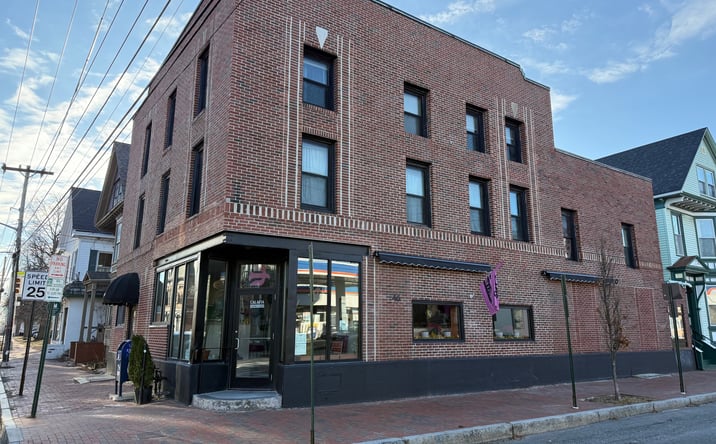 Pictures of Mixed Use, Multifamily, Retail property located at 200 Brackett St & 54 Pine St, Portland, ME 04102 for sales - image #1