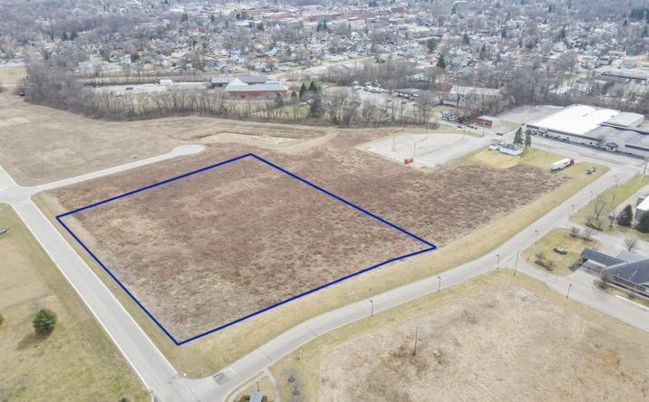 Pictures of Land property located at Emerson Ave, New Castle, IN 47362 for sales - image #1
