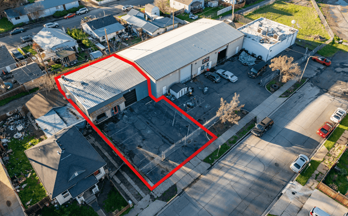 Pictures of Industrial property located at 727 Welch St, Medford, OR 97501 for sales - image #1