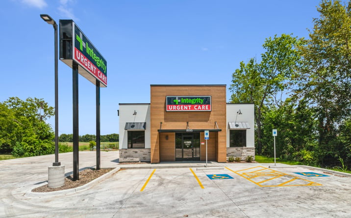Pictures of Office, Retail property located at 8695 TX-34, Quinlan, TX 75474 for sales - image #1