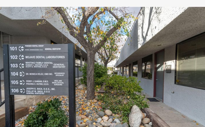 Pictures of Office property located at 16127 Kasota Rd, Apple Valley, CA 92307 for sales - image #1